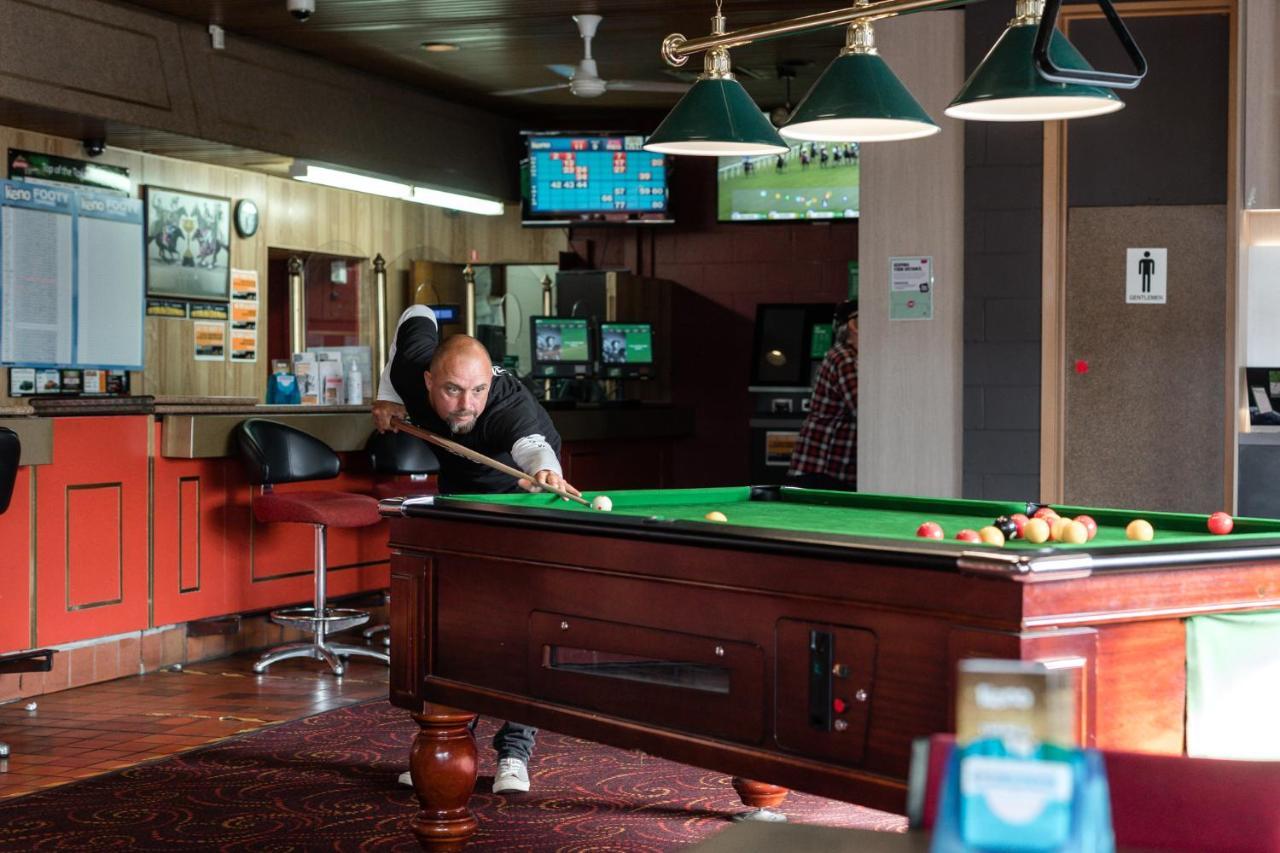 Top Of The Town Hotel Motel バーニー エクステリア 写真