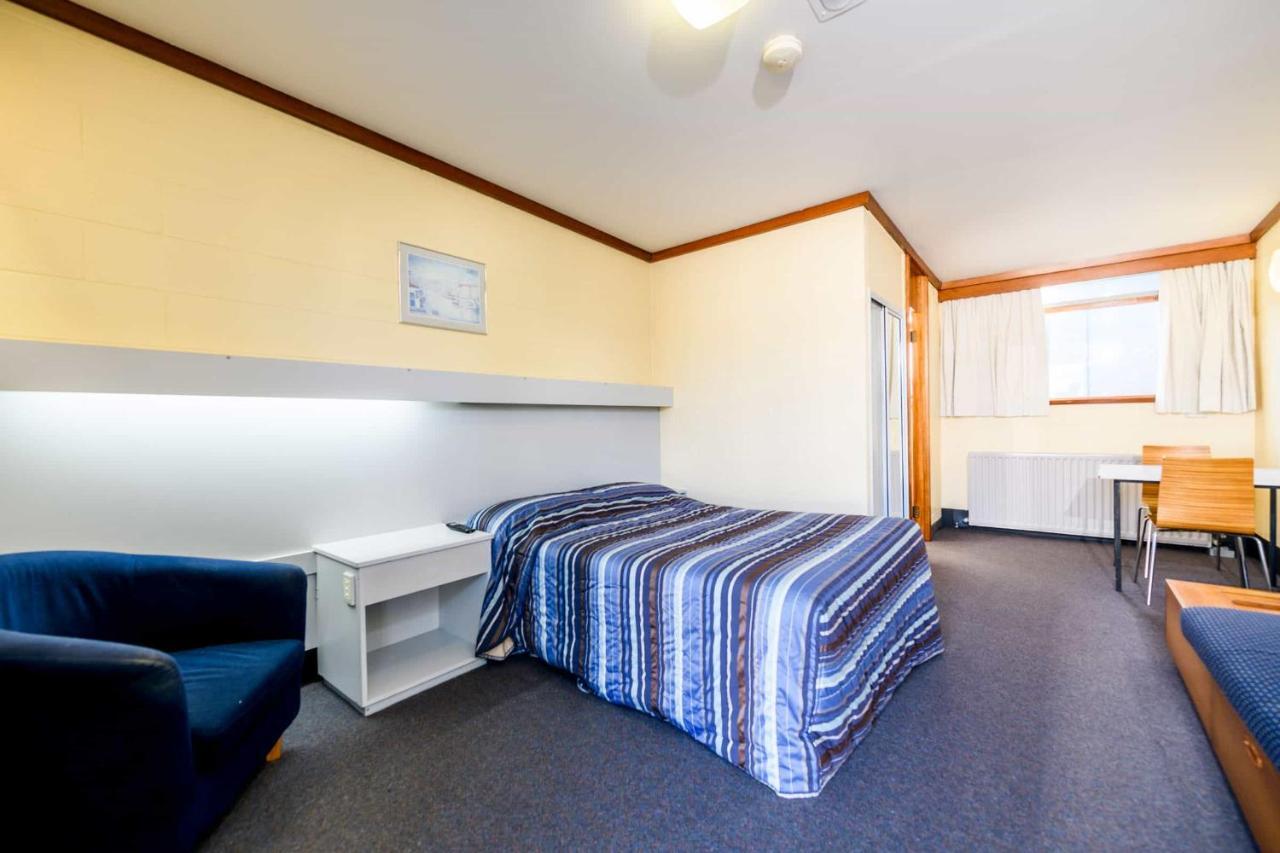 Top Of The Town Hotel Motel バーニー エクステリア 写真
